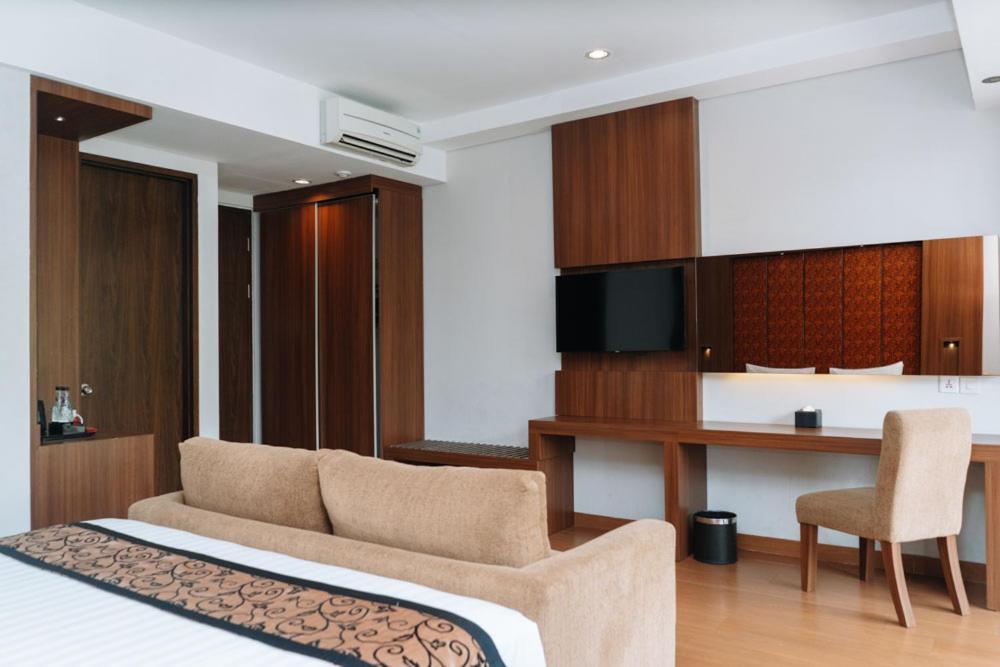 Anugrah Hotel Sukabumi Eksteriør bilde