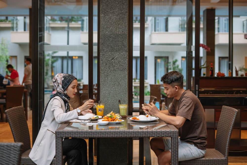 Anugrah Hotel Sukabumi Eksteriør bilde