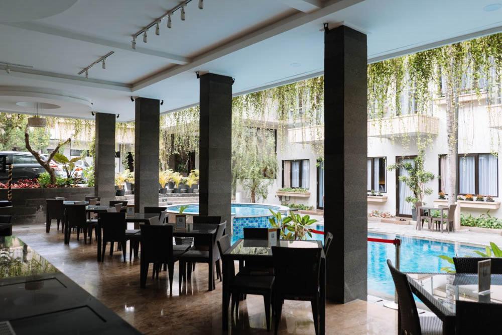 Anugrah Hotel Sukabumi Eksteriør bilde