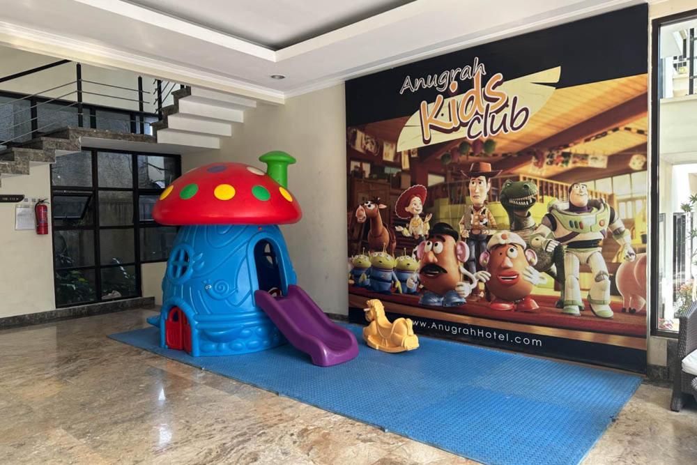 Anugrah Hotel Sukabumi Eksteriør bilde