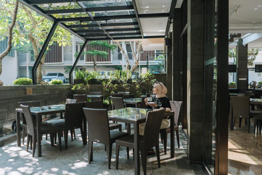 Anugrah Hotel Sukabumi Eksteriør bilde