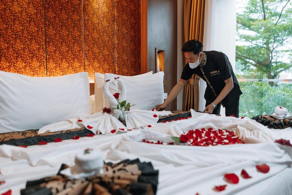 Anugrah Hotel Sukabumi Eksteriør bilde