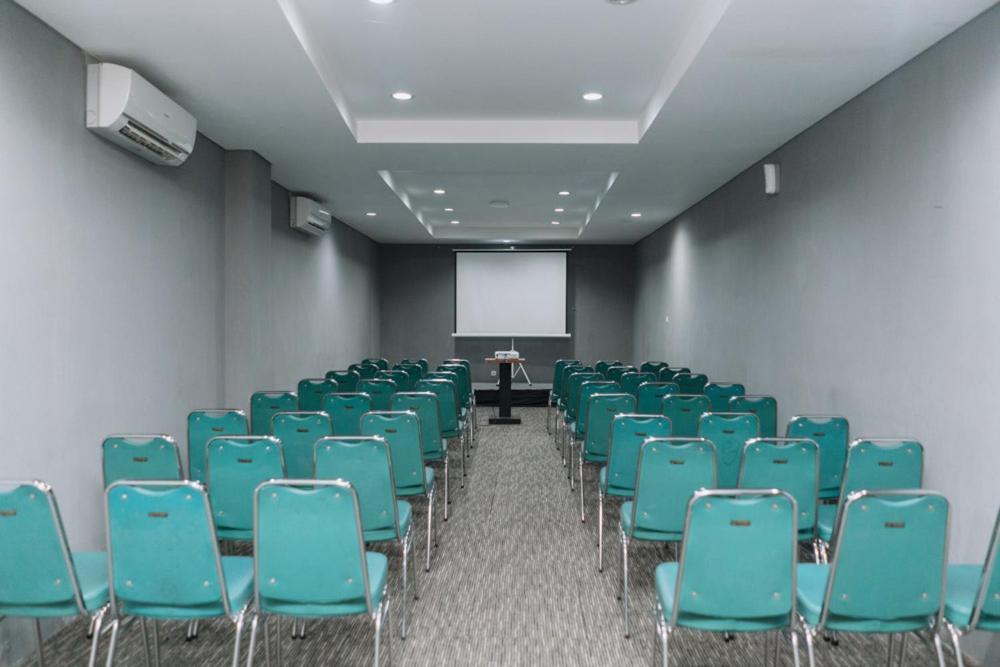 Anugrah Hotel Sukabumi Eksteriør bilde